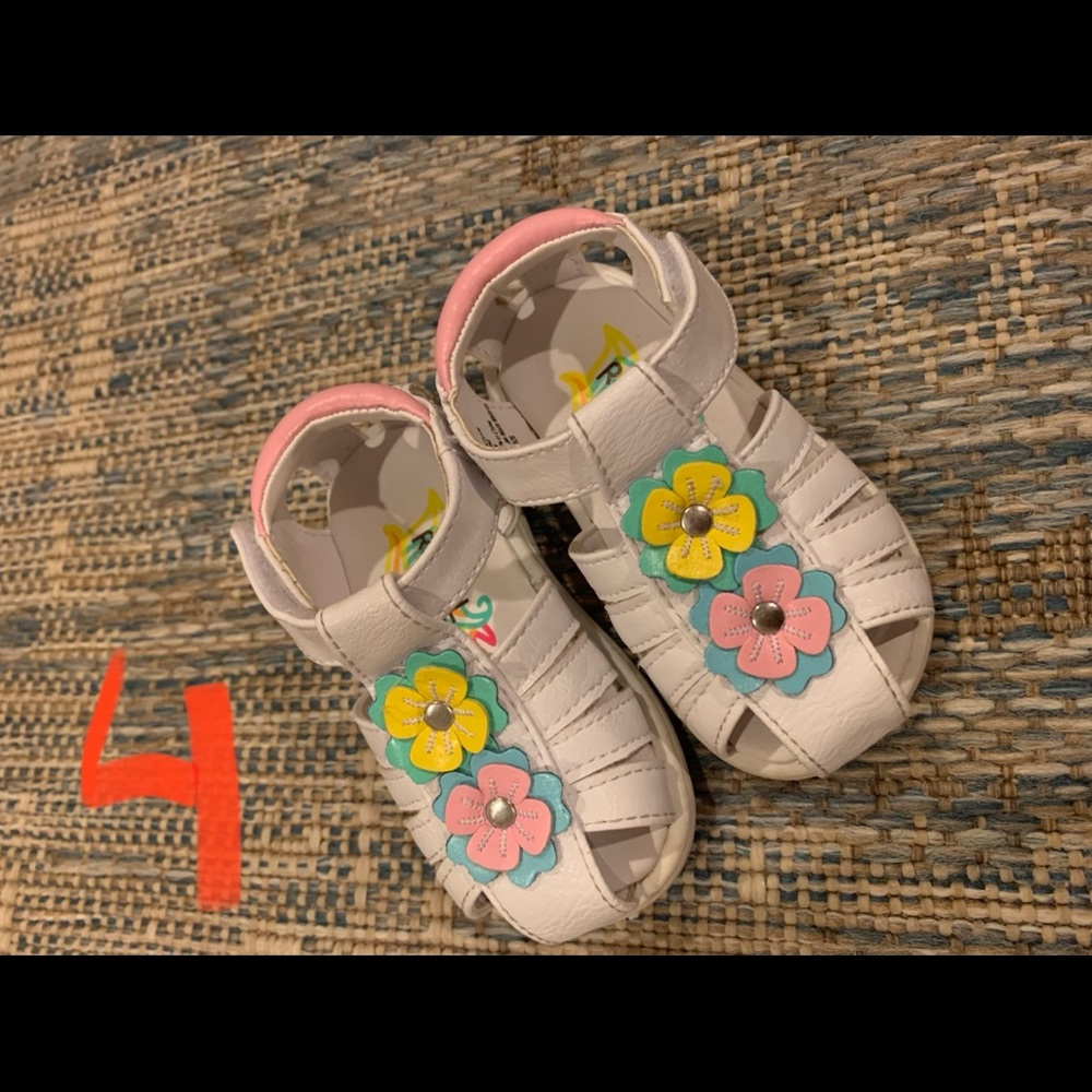 Toddler girl shoes
